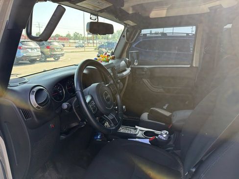 Used 2018 Jeep Wrangler Unlimited Sport S AWD/4WD image 6