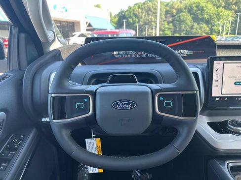 New 2026 Ford Expedition Active RWD image 16