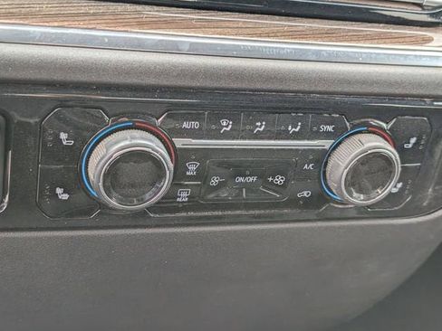 Used 2025 Chevrolet Silverado 1500 LT image 16