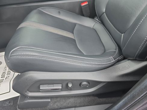 Used 2025 Honda Pilot EX-L image 30