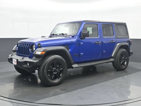 Used 2020 Jeep Wrangler Unlimited Sport AWD/4WD image 2