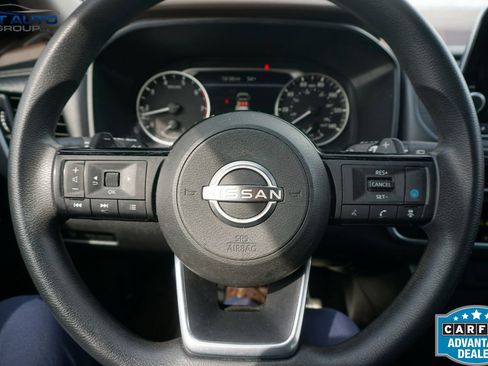 Used 2023 Nissan Rogue SV image 38