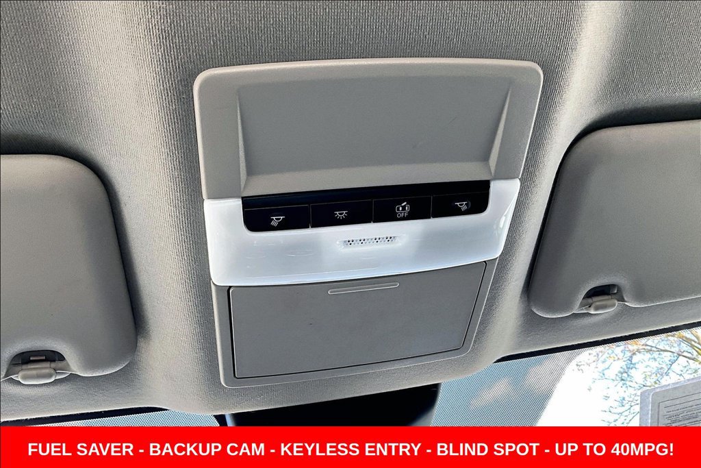 Used 2024 Nissan Sentra SV FWD image 19