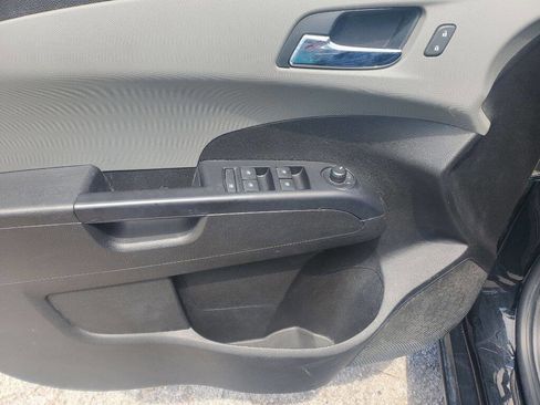Used 2019 Chevrolet Sonic LT image 15