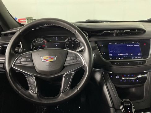Used 2021 Cadillac XT5 Luxury FWD image 17