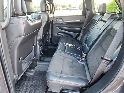 Used 2021 Jeep Grand Cherokee Trailhawk w/ Premium Lighting Group AWD/4WD image 25