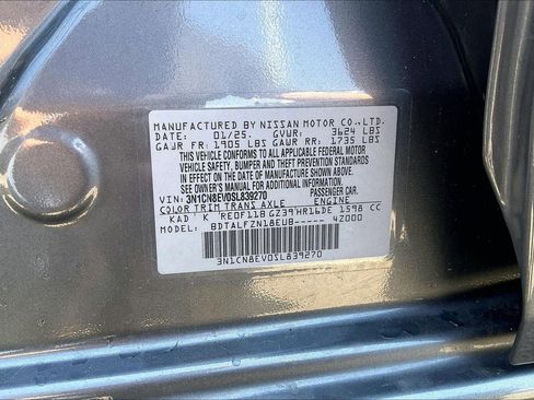 Used 2025 Nissan Versa SV FWD image 33