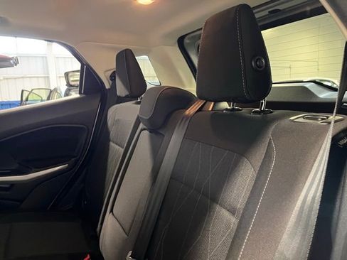 Used 2020 Ford EcoSport SE w/ SE Convenience Package image 17