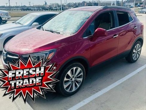 Used 2020 Buick Encore Preferred image 3