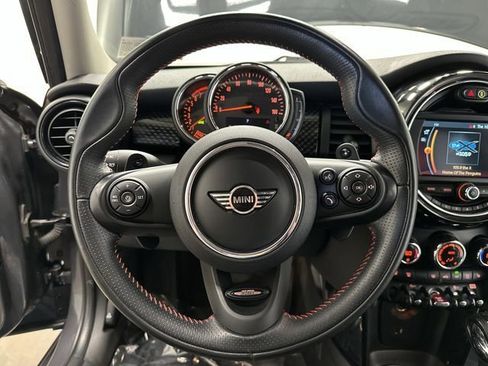 Used 2019 MINI Cooper S FWD image 8