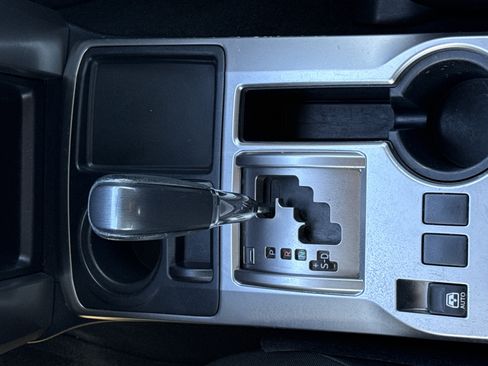 Used 2019 Toyota 4Runner Limited image 25