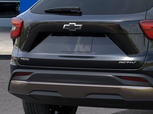New 2026 Chevrolet Trax ACTIV FWD image 14
