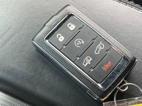 Used 2023 Jeep Grand Wagoneer Series II AWD/4WD image 42