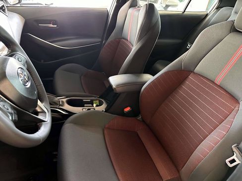 Certified 2025 Toyota Corolla SE FWD image 14