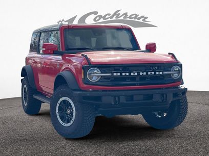 New 2024 Ford Bronco Outer Banks w/ Sasquatch Package
