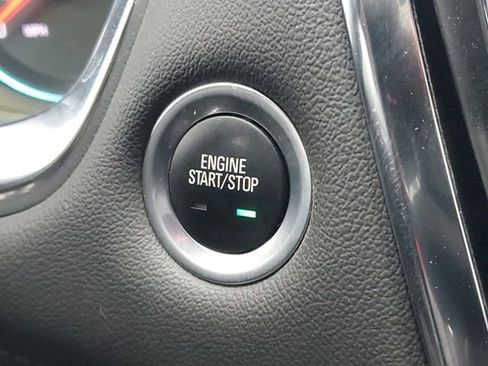 Certified 2023 Chevrolet Traverse LT image 25