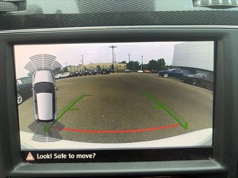 Used 2016 Volkswagen GTI S FWD image 9