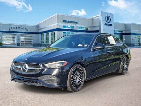Used 2022 Mercedes-Benz C 300 Sedan image 3