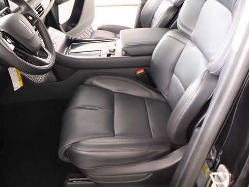 New 2026 Lincoln Aviator Reserve AWD/4WD image 11