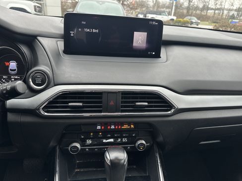 Used 2023 MAZDA CX-9 Touring Plus image 3