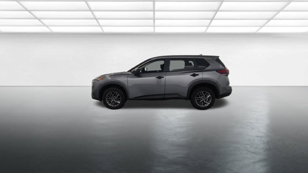 Used 2024 Nissan Rogue S AWD/4WD image 5