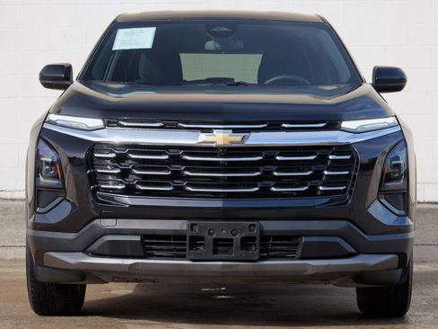 Used 2026 Chevrolet Equinox LT FWD image 5