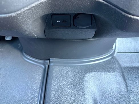 Used 2020 Mercedes-Benz Sprinter 2500 image 23