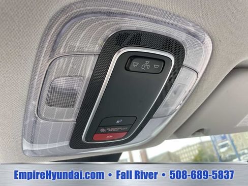 Used 2024 Hyundai Kona SEL AWD/4WD image 25
