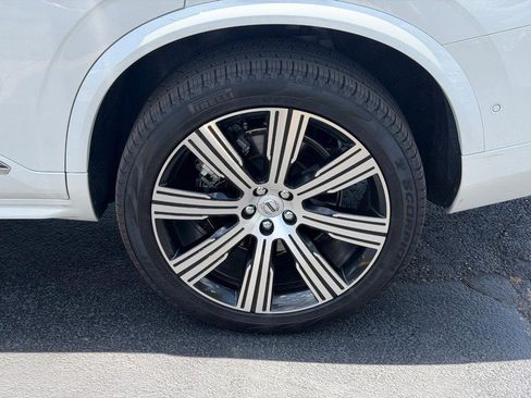 Certified 2025 Volvo XC90 T8 Plus w/ Protection Package Premier AWD/4WD image 8