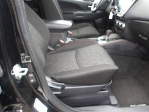 Used 2024 Mitsubishi Outlander Sport AWD image 12