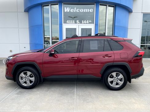 Used 2025 Toyota RAV4 XLE w/ Convenience Package AWD/4WD image 1