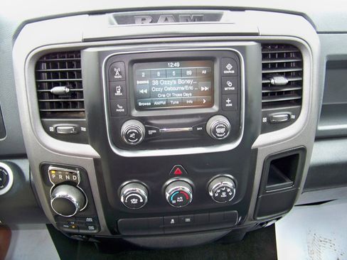 Used 2016 RAM 1500 Express w/ Popular Equipment Group AWD/4WD image 23