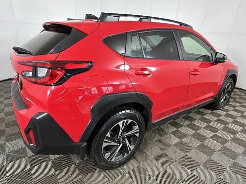 Used 2024 Subaru Crosstrek 2.0i Premium AWD/4WD image 3