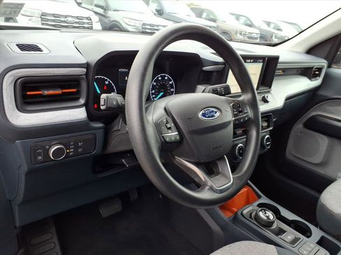 Certified 2022 Ford Maverick XLT image 12