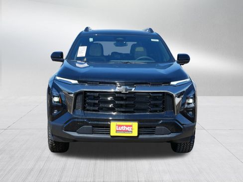 New 2026 Chevrolet Equinox ACTIV w/ Convenience Package III AWD/4WD image 8