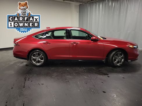 Used 2023 Honda Accord EX-L image 9