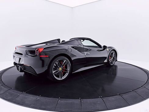 Used 2018 Ferrari 488 Spider RWD image 24