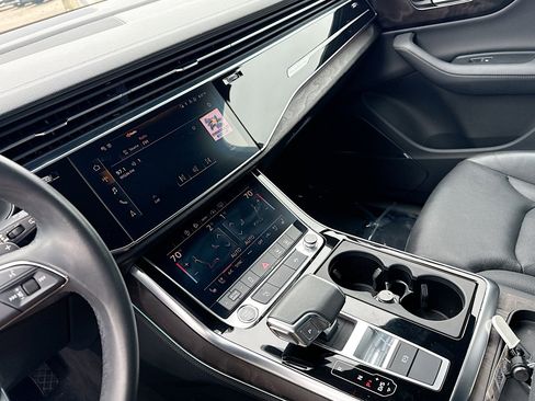 Used 2024 Audi Q7 2.0T Premium Plus image 27