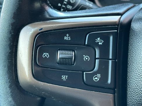 Used 2021 Chevrolet Silverado 1500 High Country w/ Technology Package AWD/4WD image 42