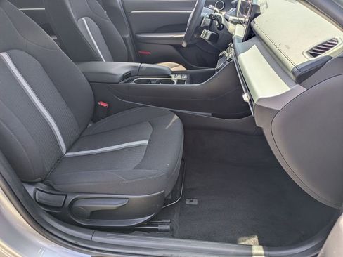 Used 2025 Hyundai Sonata SEL FWD image 28