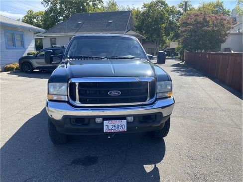 Used 2004 Ford F250 Lariat image 2