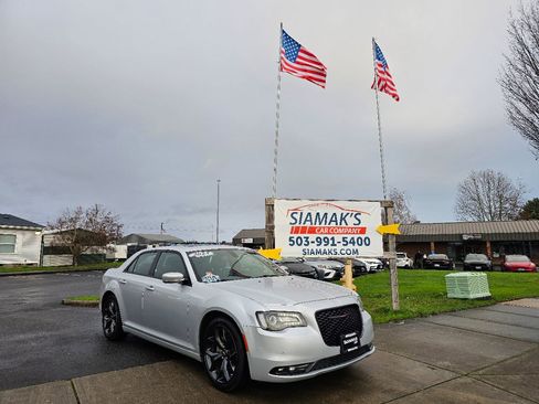 Used 2023 Chrysler 300 S image 1