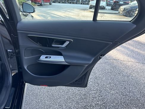 Certified 2025 Mercedes-Benz E 350 4MATIC Sedan image 43