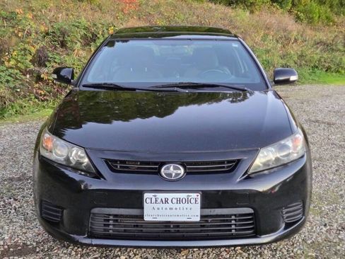 Used 2012 Scion tC FWD image 10