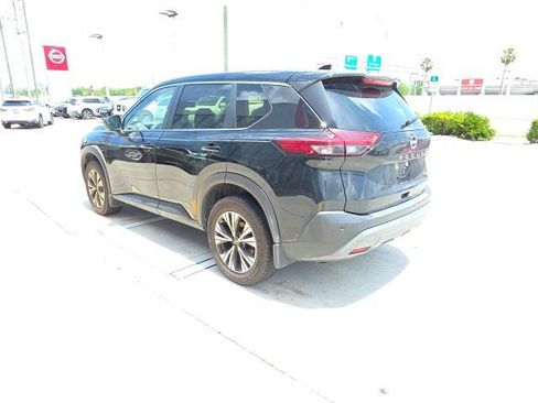 Used 2023 Nissan Rogue SV FWD image 6