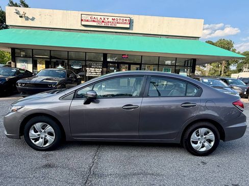 Used 2014 Honda Civic LX image 3
