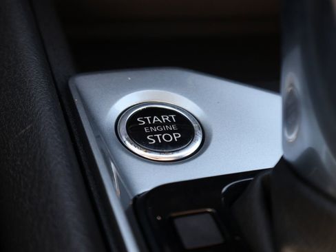 Used 2025 Nissan Altima 2.5 SV FWD image 31
