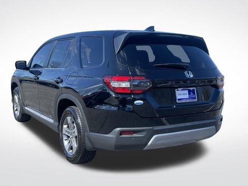 Certified 2025 Honda Pilot EX-L image 4