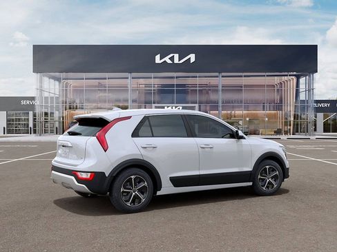 New 2026 Kia Niro LX FWD image 6