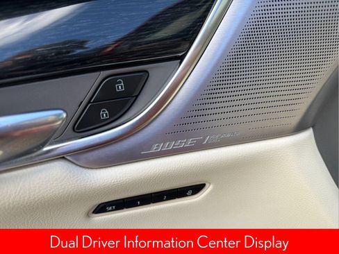 Used 2022 Cadillac XT6 Premium Luxury FWD image 29
